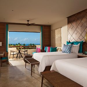 Junior Suite Partial Ocean View Double